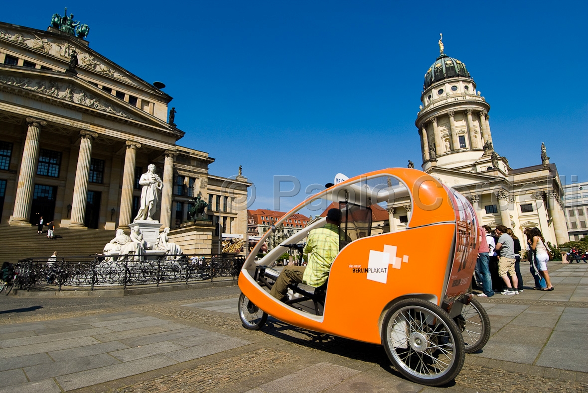 Gendarmenmarkt (Square), Berlin, Germany
 (cod:Berlin 11)